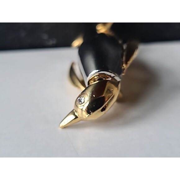 Penguin Two Toned Metal Rhinestone Eye Brooch Vintage Costume Jewelry - Picture 8 of 10